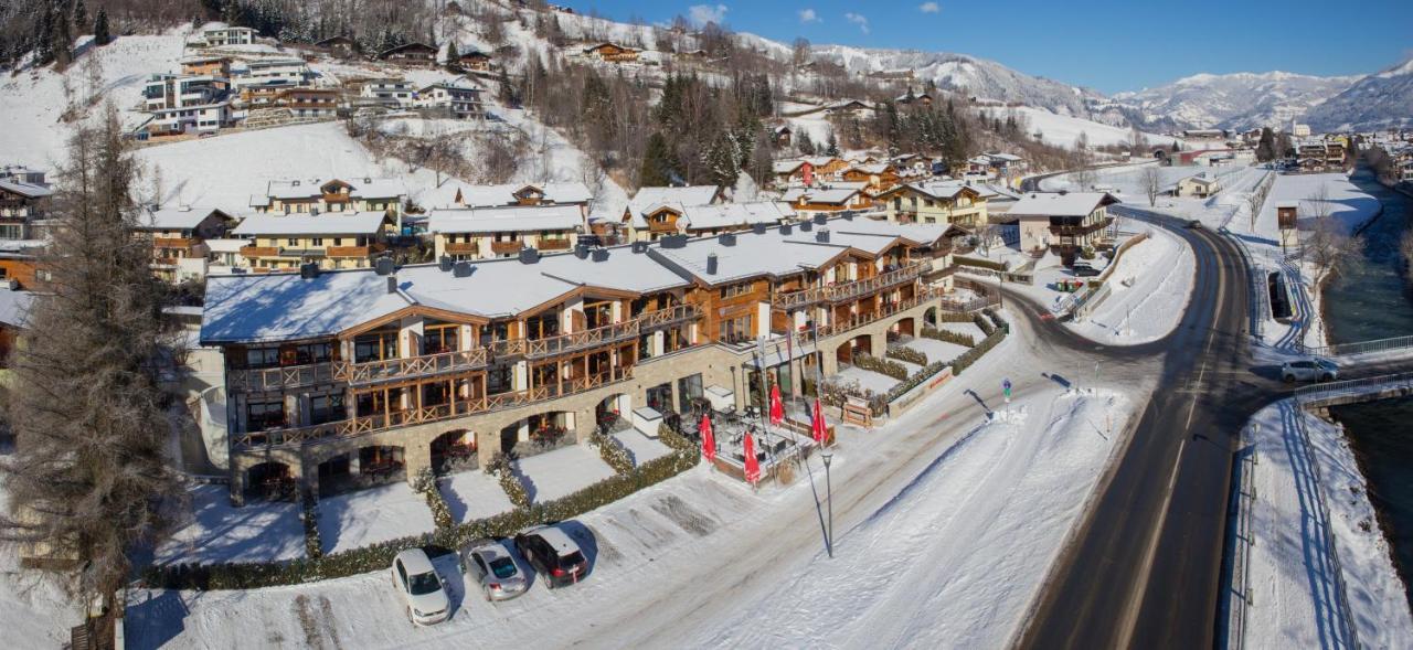Avenida Mountain Lodges Kaprun Exterior foto